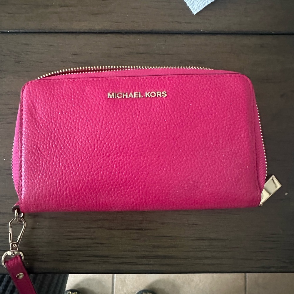 Michael kors wallet